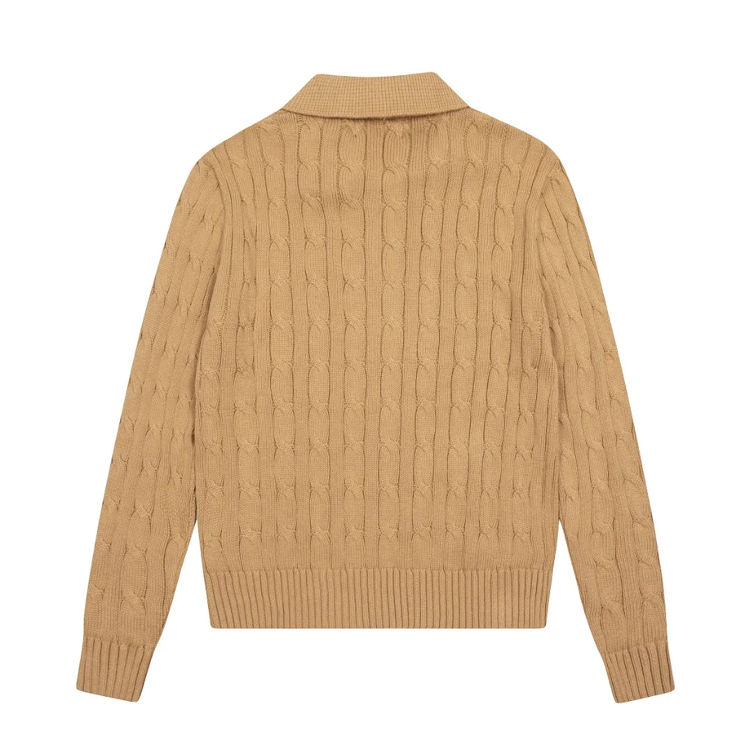 P270 Top quality" Style number: DS822# (not off the shelves all year round) [Ralph Lauren solid color pony embroidered logo lapel twist knitted cardigan] ✅Ralph Lauren Ralph Lauren classic basic versatile lapel knitted cardigan jacket ✅Main supply platform live broadcast Wholesale entity Replacement when out of stock Not off the shelf ✅ZP quality 1:1 version Scan the code to enter the GF website Counter quality ✅Detailed quality is the only one in Guangzhou Imported quality cotton yarn, focusing on high-end, cost-effective, good quality needless to say ✅The version is restored to the original order, the maximum size can be worn up to 160 pounds, loose, comfortable and stress-free ✅The upper body is simple and easy to match, ootd must-have style, good-looking clothes are never picky, a must-have recommendation for couples. Size: S-XL Color: black white gray almond light blue khaki pink burgundy Chinese red navy white label navy red label